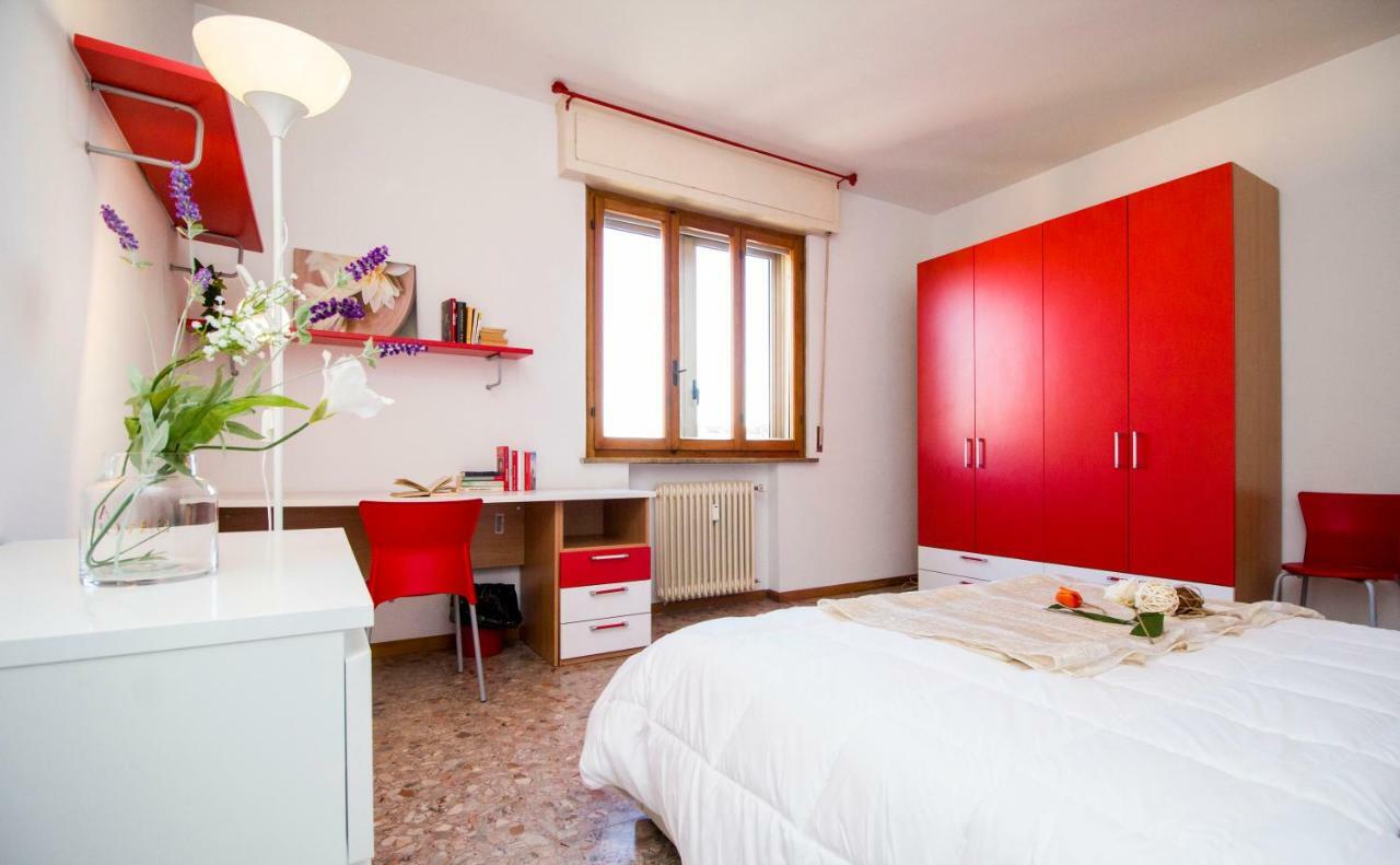 Innpisarentals - Pisa Riverside Apartment מראה חיצוני תמונה